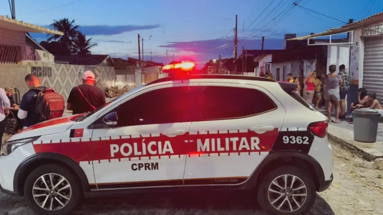 Fachada de residência no bairro do Rangel em João Pessoa após ataque a tiros