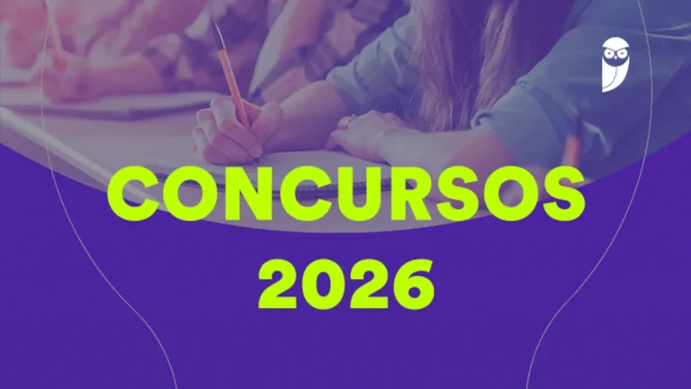 Jovens e adultos estudando diligentemente para concursos públicos de 2026, com foco em material didático para diversas carreiras do serviço público.