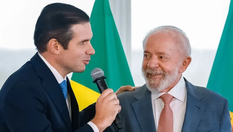 Presidente Lula sanciona criação de Instituto Federal.