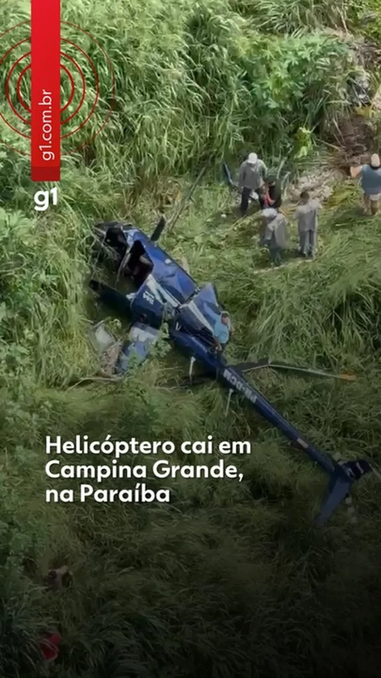Equipes de resgate e investigação em local de queda de helicóptero em Campina Grande, Paraíba