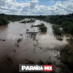 Grande cheia no Rio Taperoá em São João do Cariri, Paraíba, após chuvas intensas.
