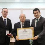Advogado João Gonçalves de Aguiar recebe Medalha de Mérito Jurídico em sessão solene na ALPB.