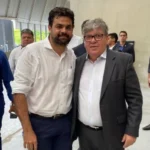 Dr. Jarques reafirmando apoio a João Azevêdo e Nabor Wanderley em um evento político
