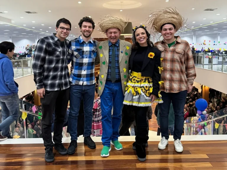 Festival de quadrilhas juninas em Campina Grande com patrocínio da Havan