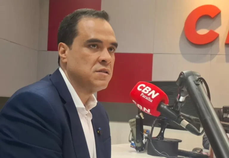 Ministro do Turismo Gustavo Feliciano anuncia investimentos federais para o São João de Campina Grande