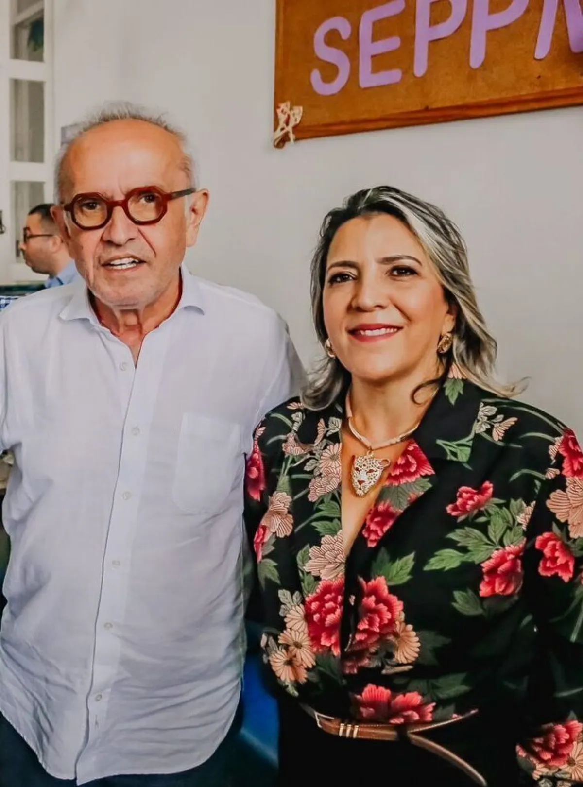 Cícero Lucena e Nena Martins em evento público na Paraíba
