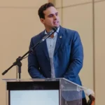 Governador Lucas Ribeiro embarca em voo inaugural da Latam em Campina Grande