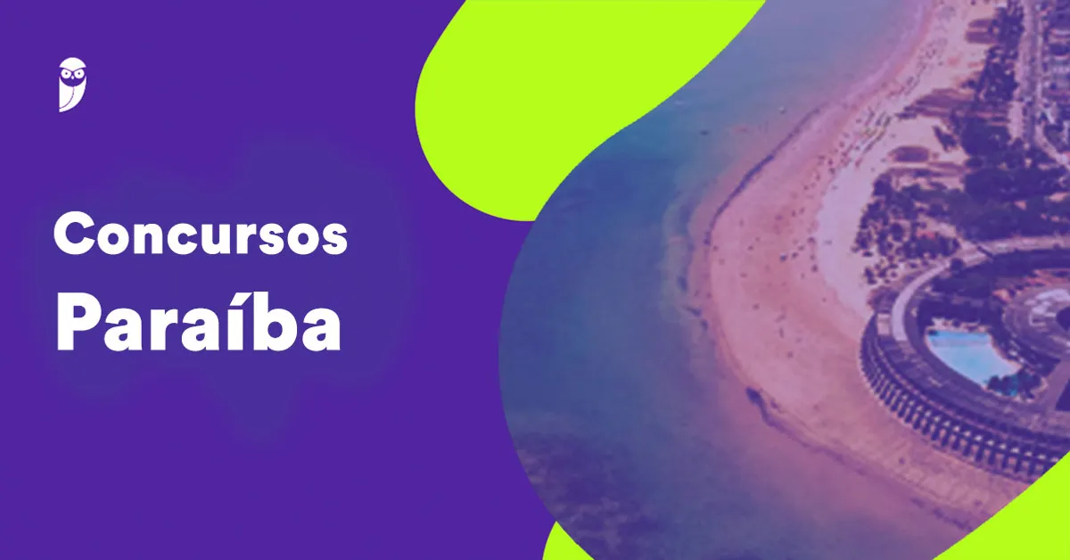 Candidatos aguardam na fila para inscrição de concurso público na Paraíba