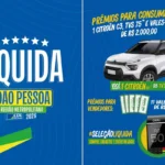 Rua comercial movimentada em João Pessoa com lojas decoradas para a promoção Liquida João Pessoa 2026