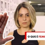 Policiais da Paraíba em frente a delegacia para discutir combate à violência.