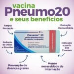 Aplicação de vacina em idoso em João Pessoa